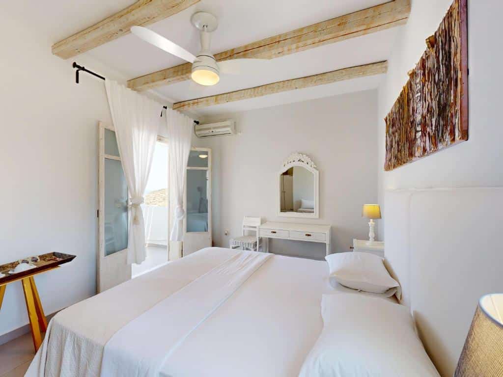 Classic Sea View Room (4)