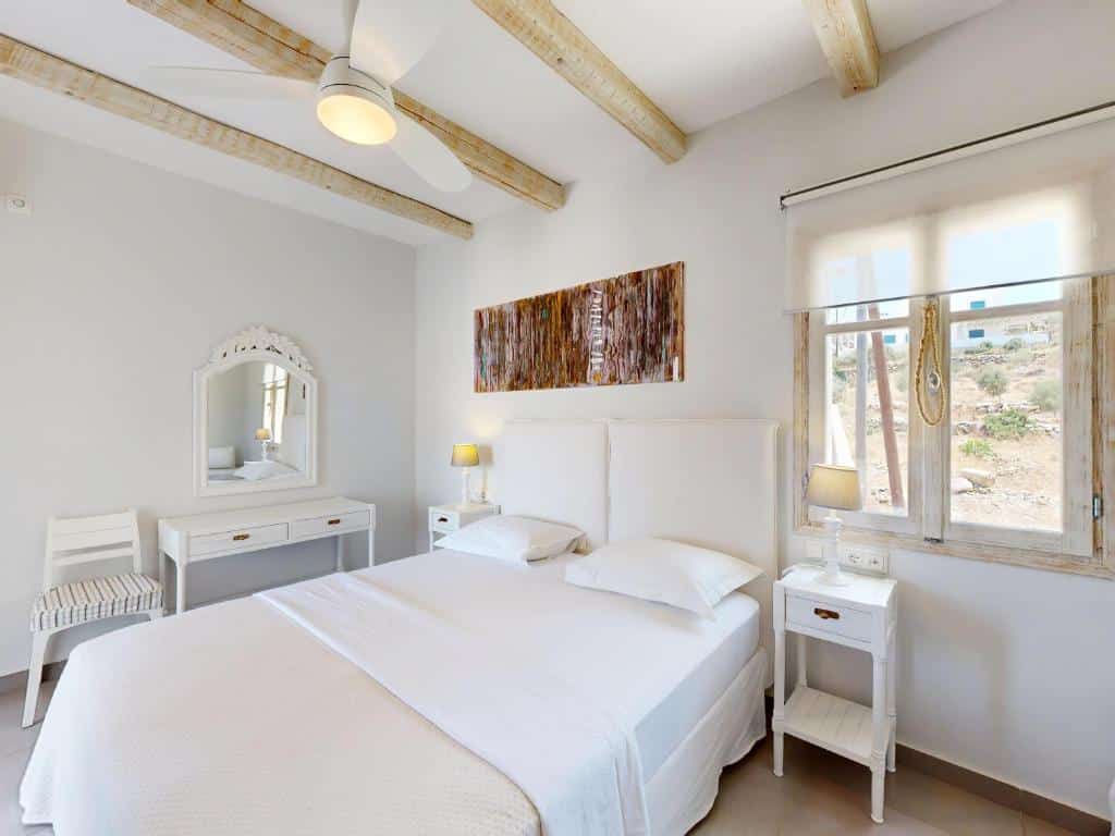 Classic Sea View Room (5)