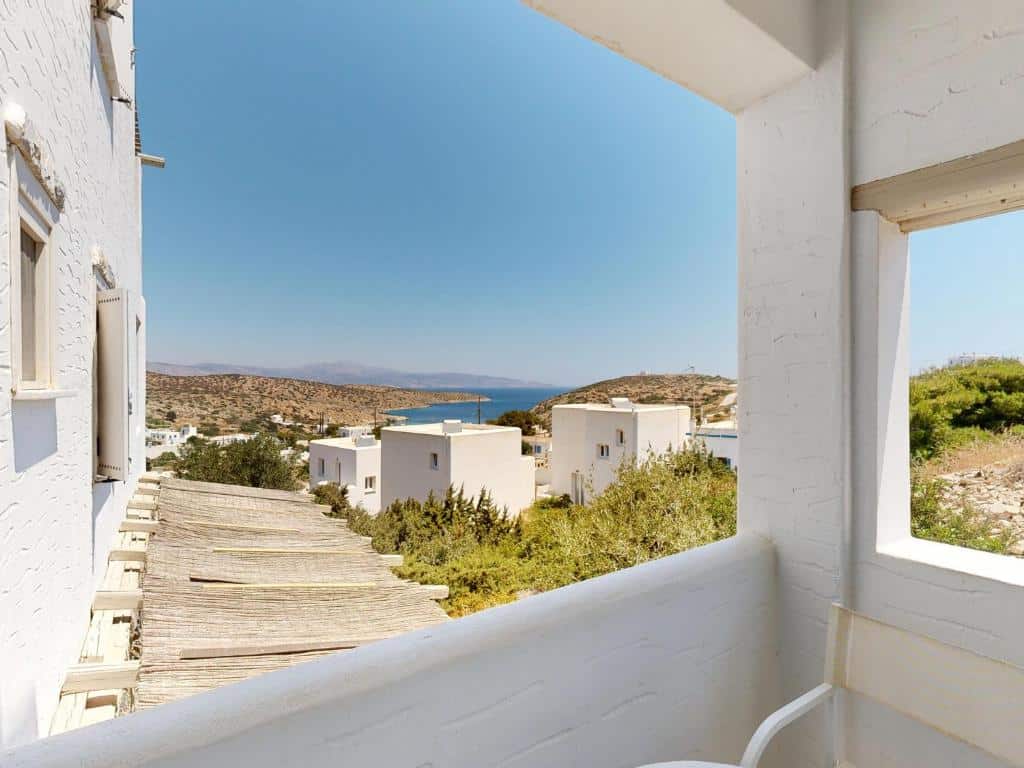 Classic Sea View Room (7)