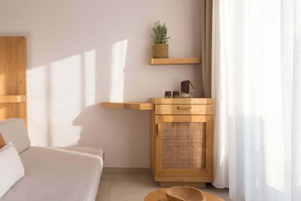 DELUXE PARTIAL SV SUITE (6)