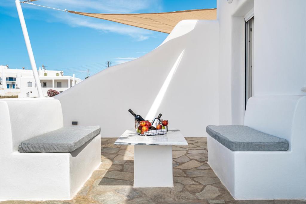 Deluxe Apartment with Jetted Tub (10)