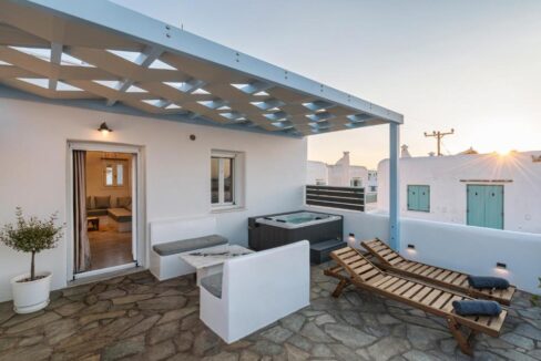 Deluxe Apartment with Jetted Tub (16)