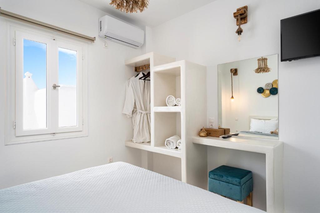 Deluxe Apartment with Jetted Tub (4)