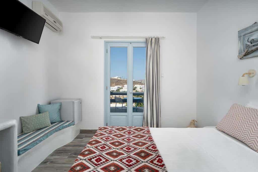 Deluxe Double Room with Sea View (13)
