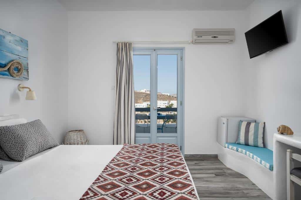 Deluxe Double Room with Sea View (6)