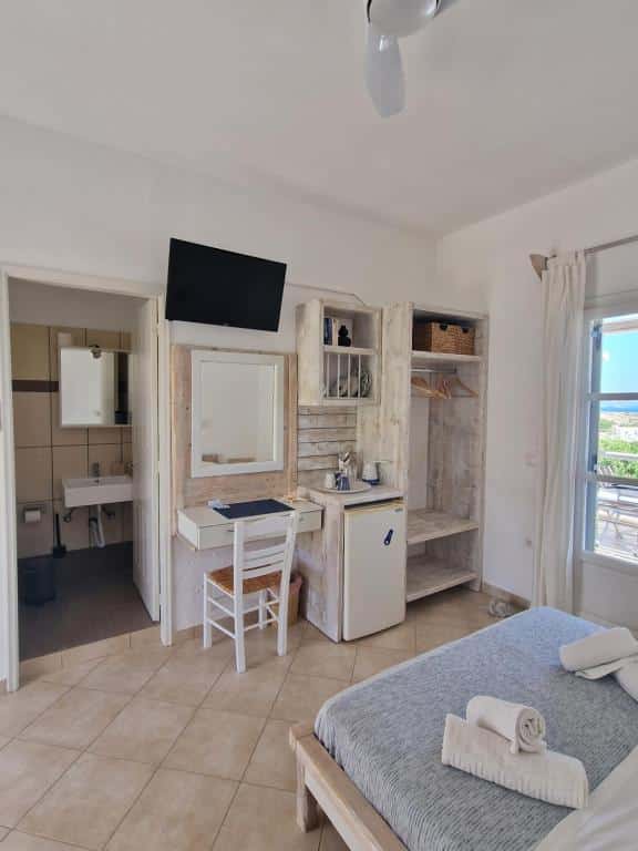 Deluxe triple room sv (8)