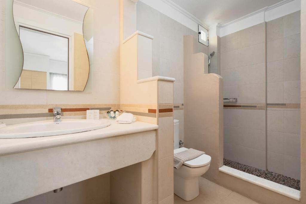 Double Sea View Room (2)