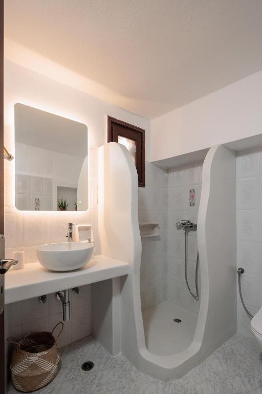 Economy Double room (2)