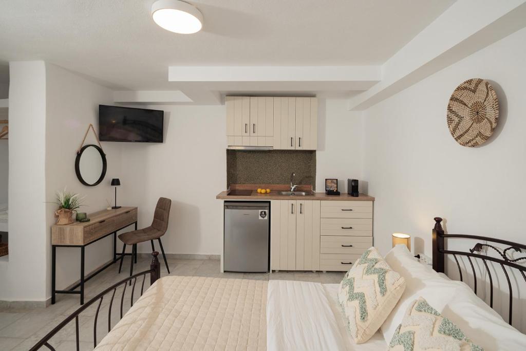 Economy Double room (5)