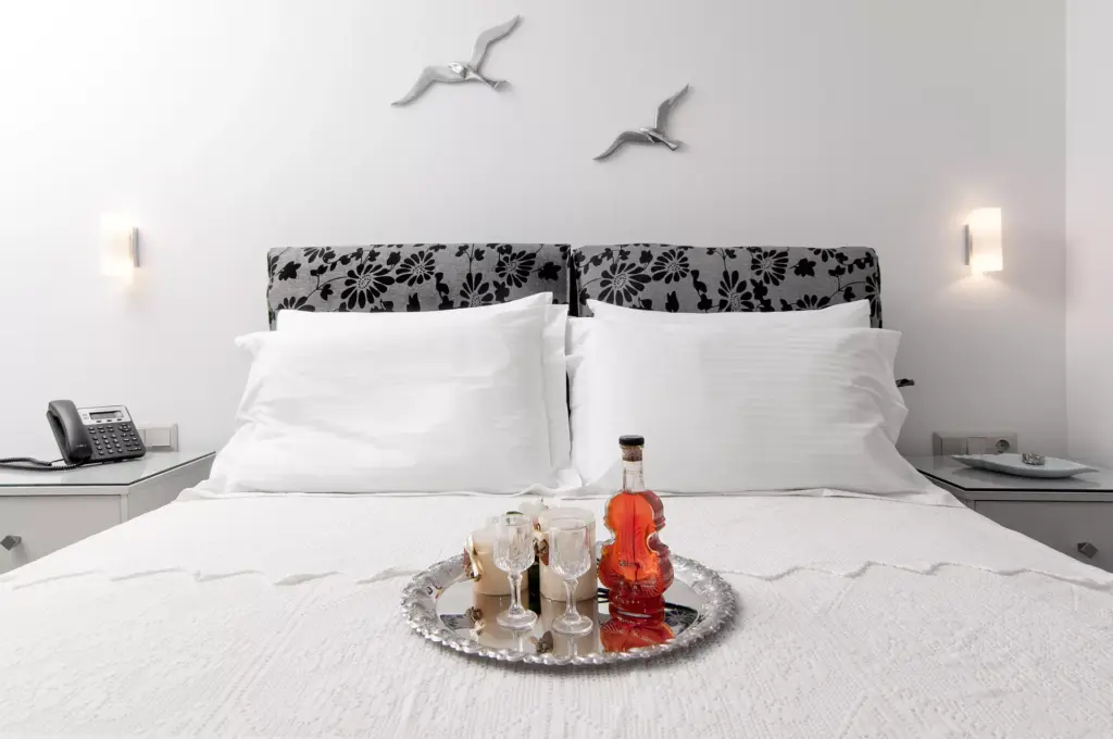 Economy double 304 (3)