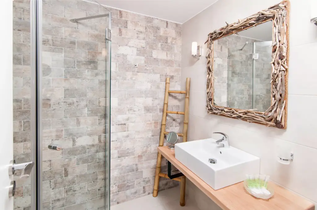 Economy double 304 (4)