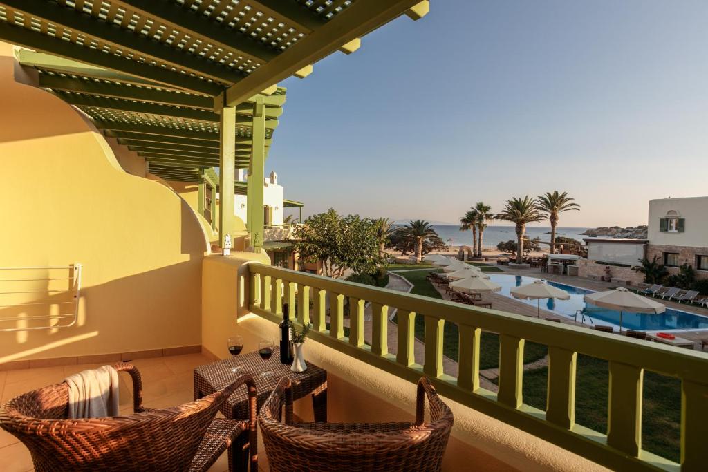 Executive Sea View Suite (8)