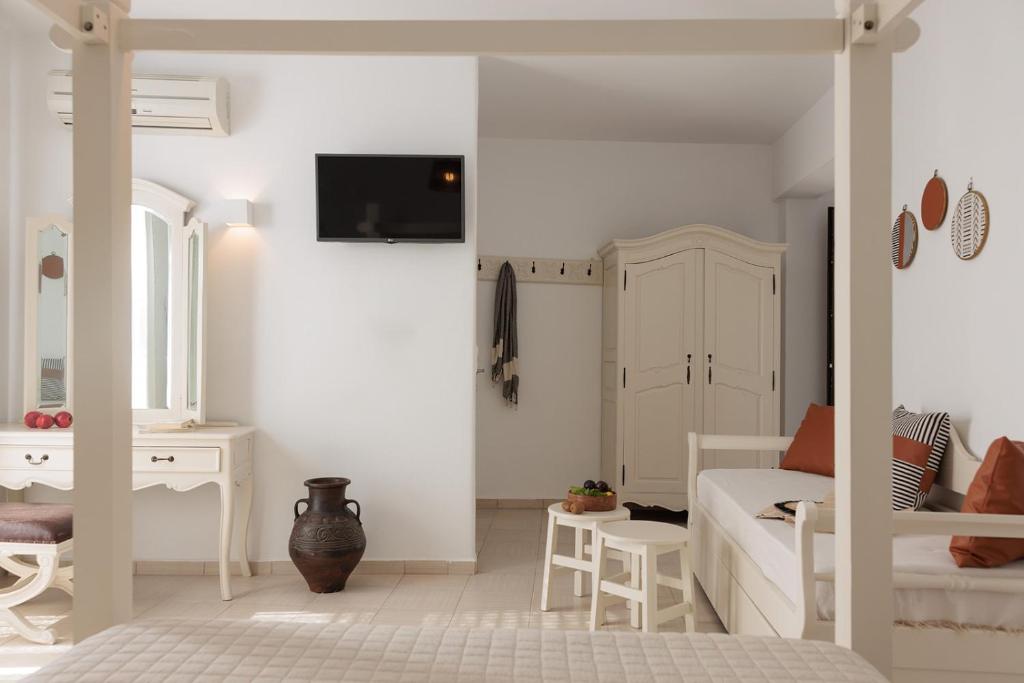 Executive Triple room (20)