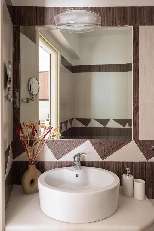 Executive Triple room (8)