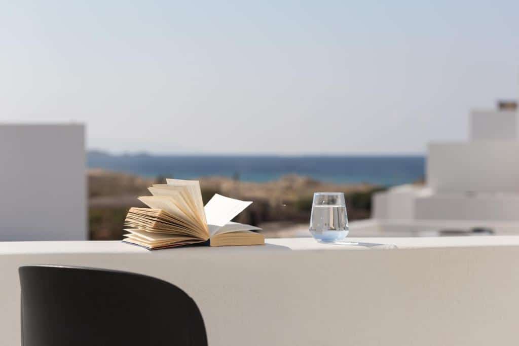 FAMILY 2 ROOM PARTIAL SV SUITE (3)