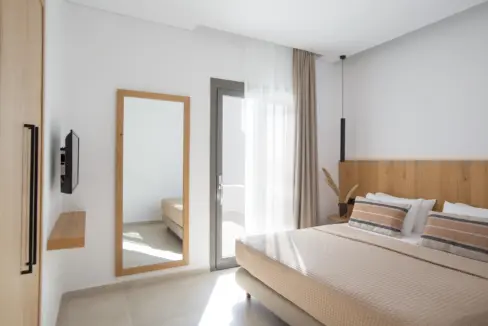 Family 2 Room Suite (5)