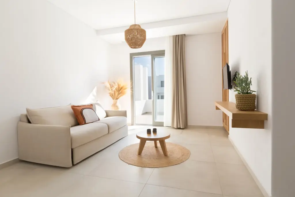 Family 2 Room Suite (7)