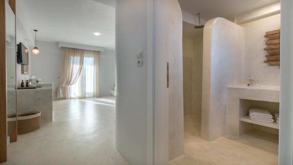 Junior Sea View Suite (10)