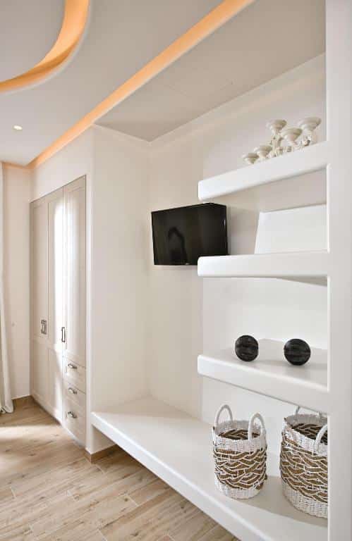 One Bedroom Junior Suite (10)