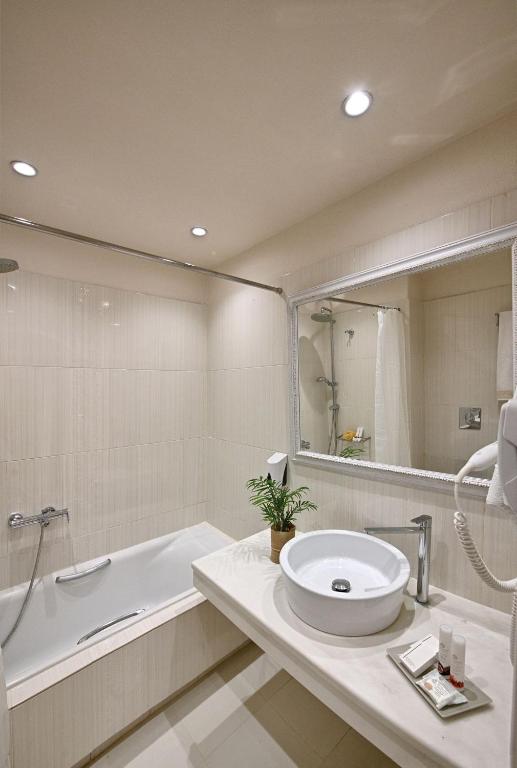 One Bedroom Junior Suite (11)