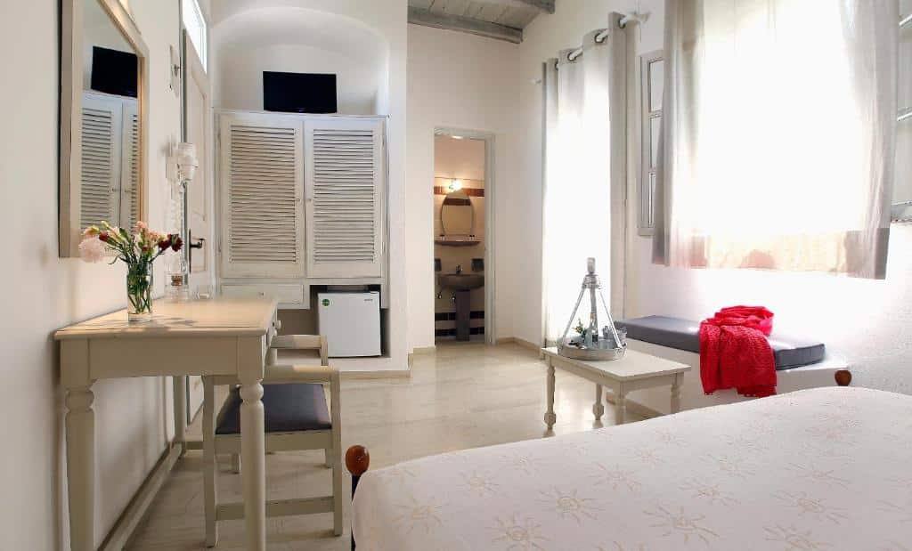 STANDARD ROOM SEA VIEW (11)