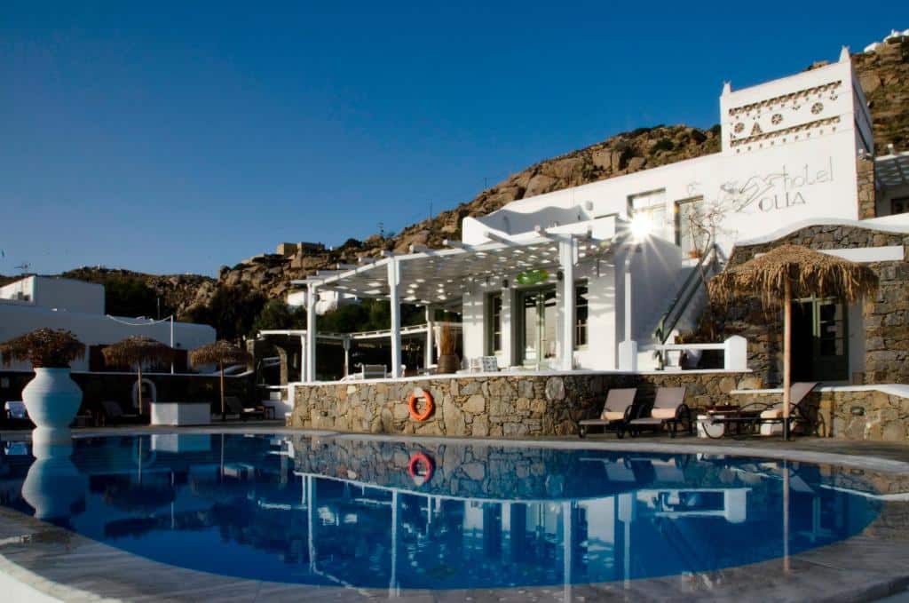 SUPERIOR ROOM SEA VIEW (3)