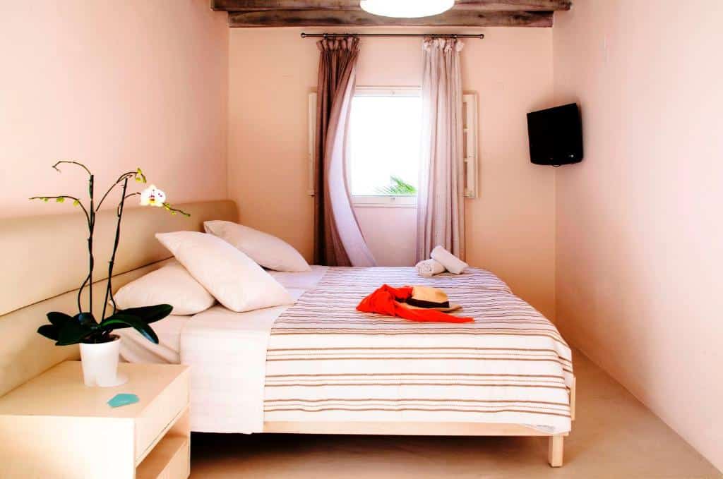 SUPERIOR ROOM SEA VIEW (4)