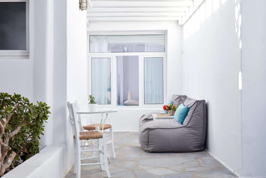 SUPERIOR STUDIO (12)