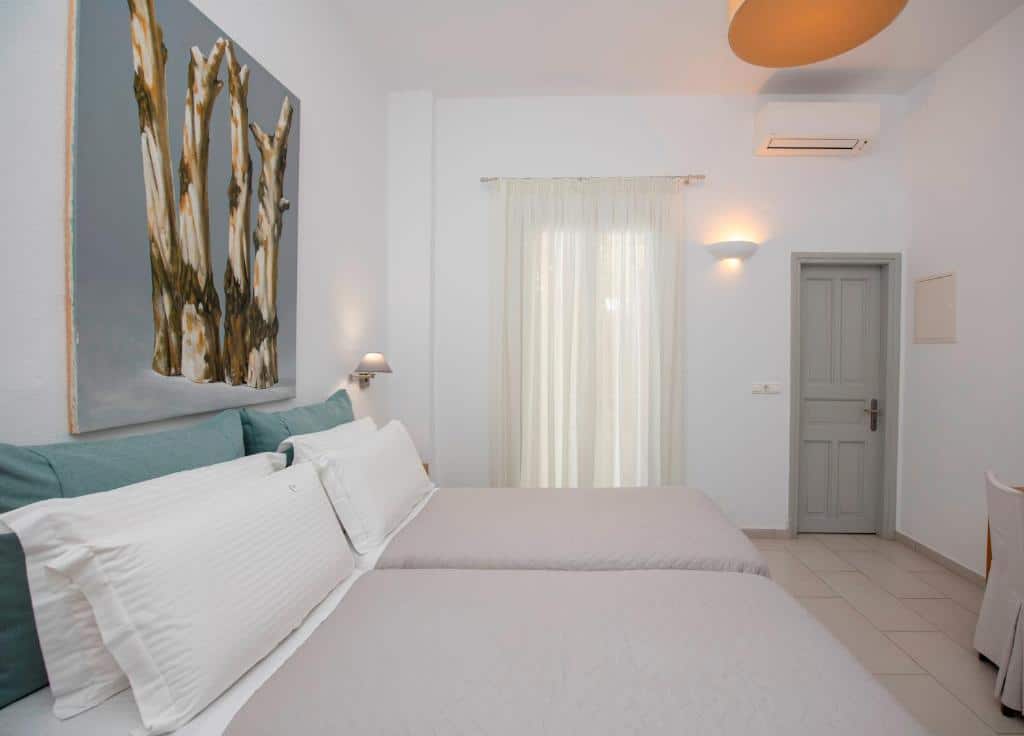 Standard Double Room (3)