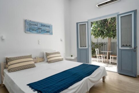 Standard Double Room with Garden View (6)