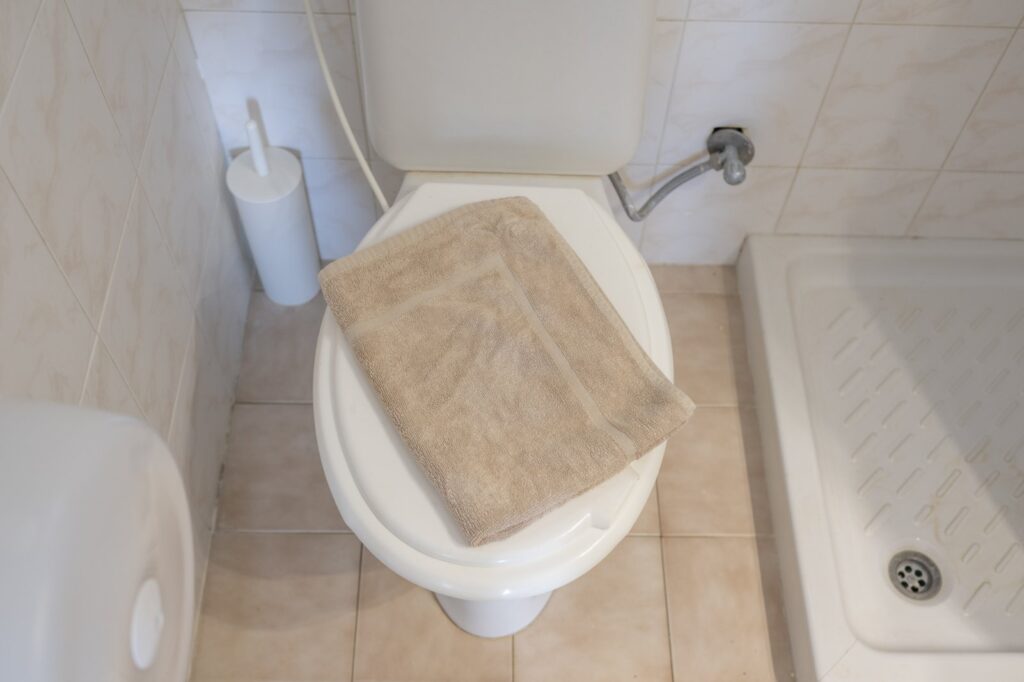 Standard Triple Studio Number 3 (5)