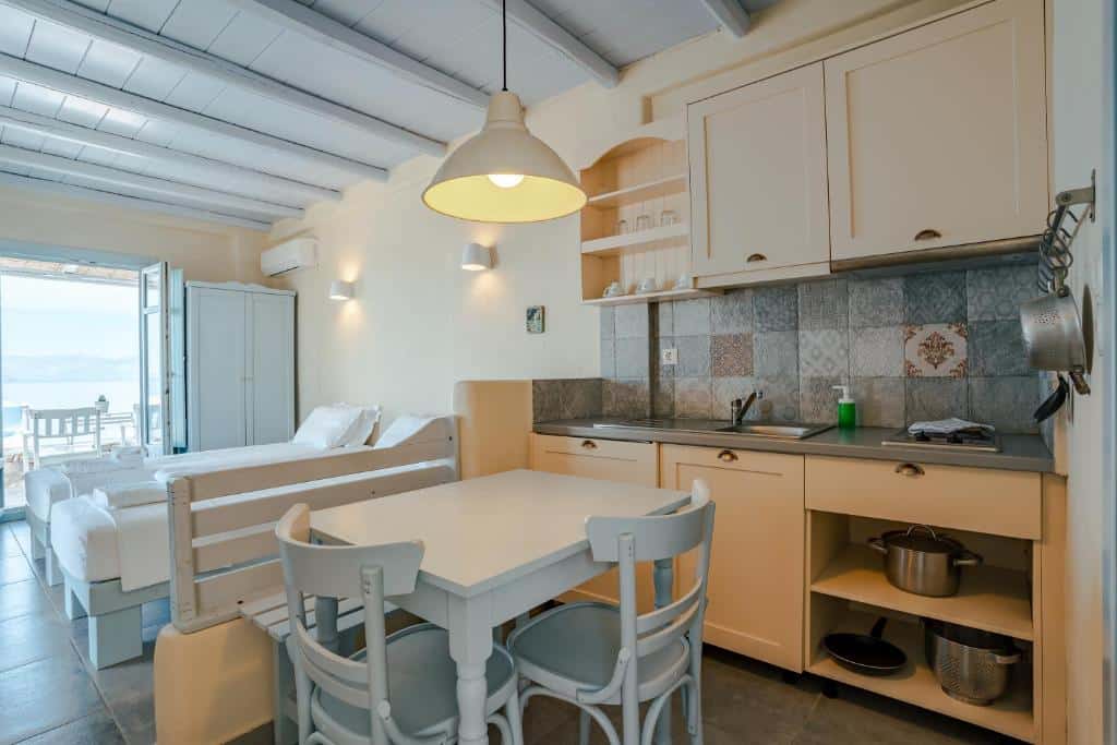 Studio Ground Floor (14)