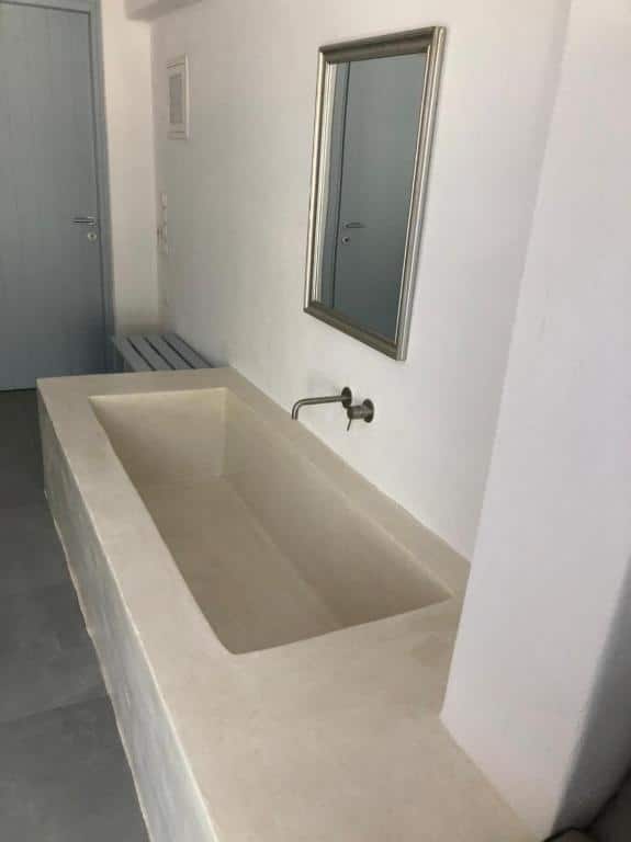 Studio with Balcony (7)