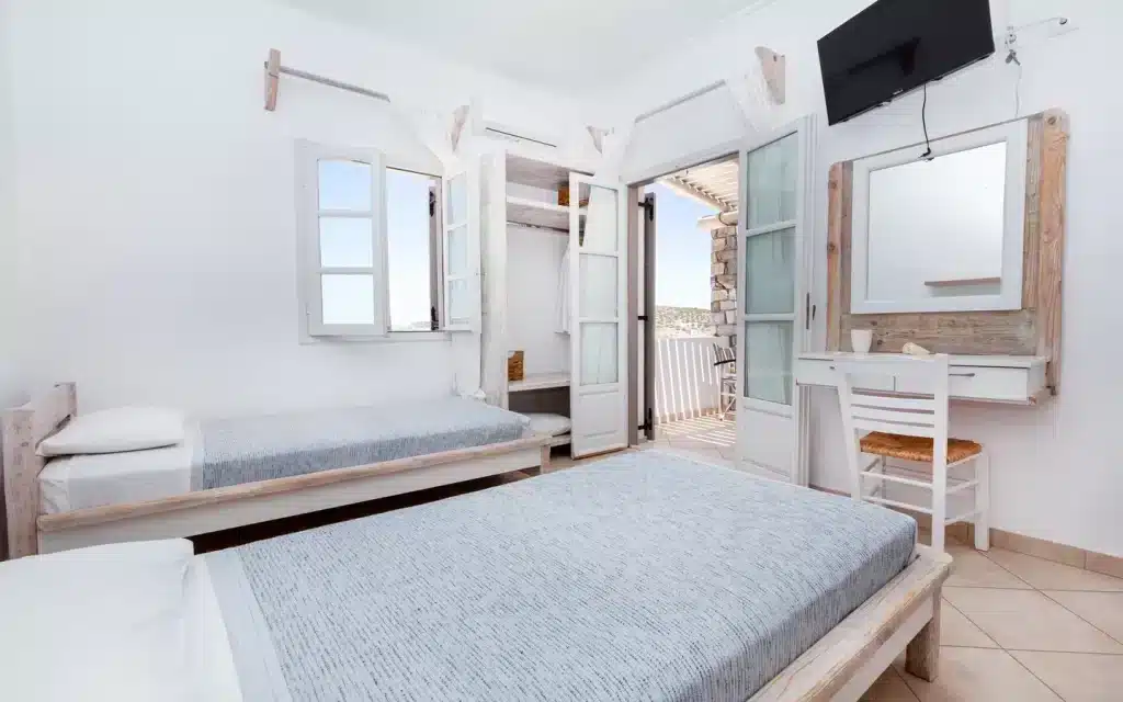 Studio-with-Ocean-View-1-1024x640