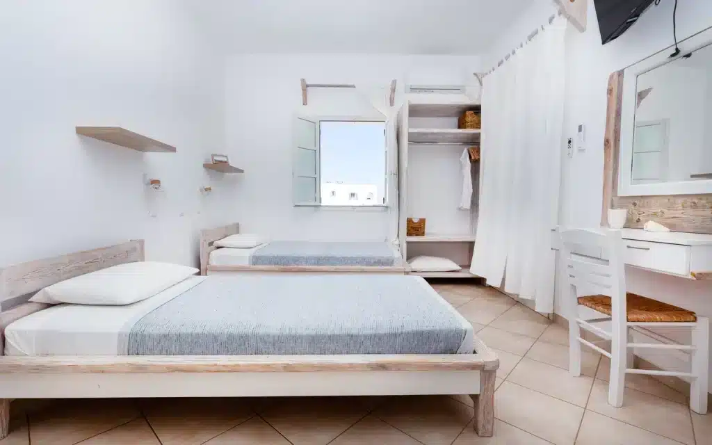 Studio-with-Ocean-View-3-1024x640