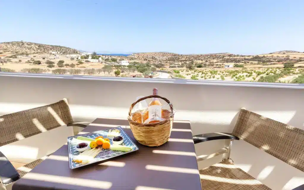 Studio-with-Ocean-View-8-1024x640