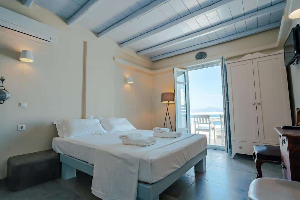 Studio with Sea View - Upper Floor (11)