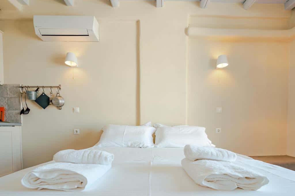 Studio with Sea View - Upper Floor (8)