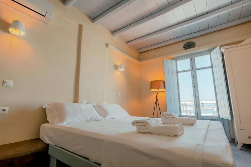 Studio with Sea View - Upper Floor (9)