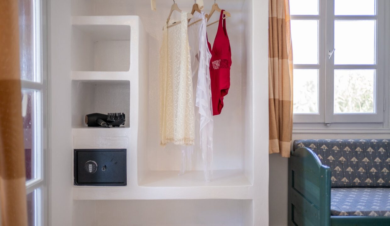 Studio with Terrace - Number 1 (16)