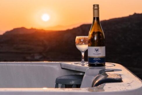 Suite With Hot Tub (2)