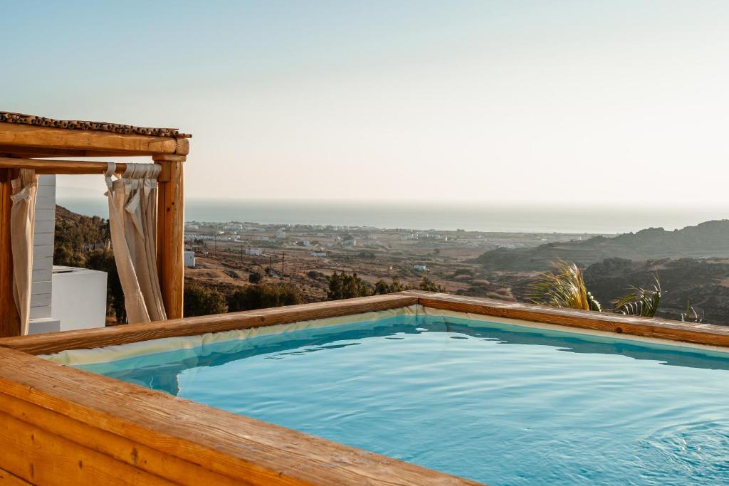 Suite With Private Heated Pool (9)