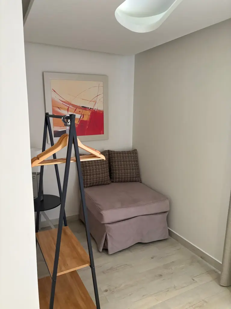 Suite with Outdoor Hot Tub (1)