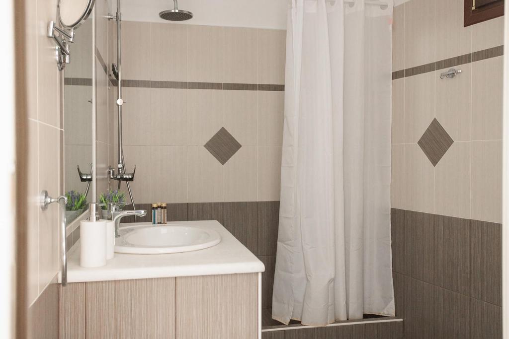 Superior Apartment with balcony (6)