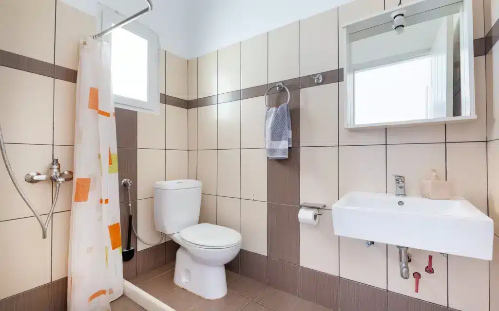 Superior-Room-with-Sea-View-13-1024x640