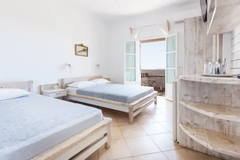 Superior-Room-with-Sea-View-2-1024x640