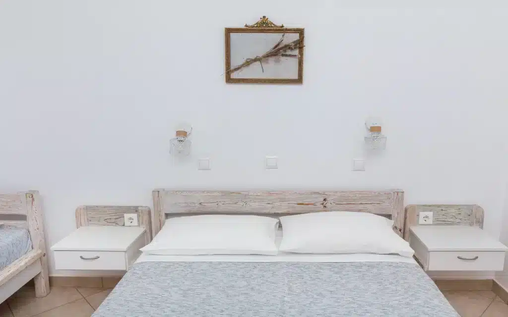 Superior-Room-with-Sea-View-9-1024x640