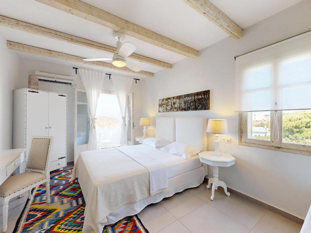 Superior sea view room (3)