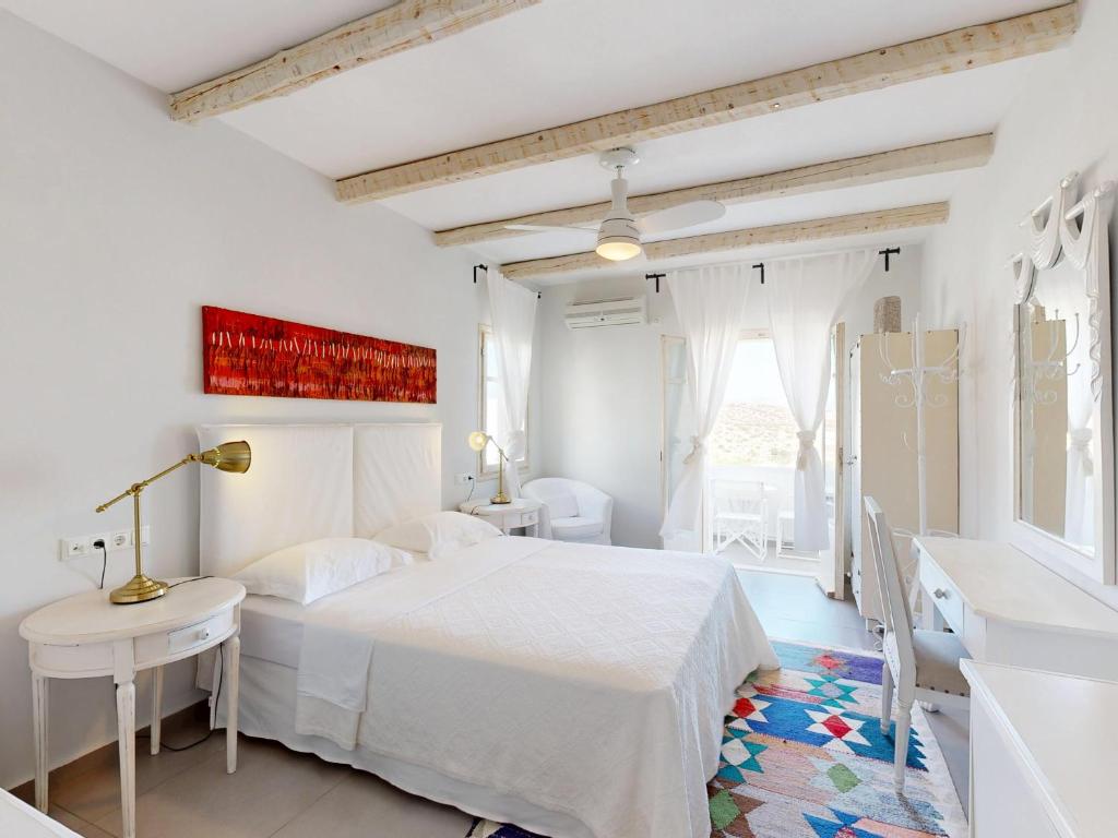 Superior sea view room (5)