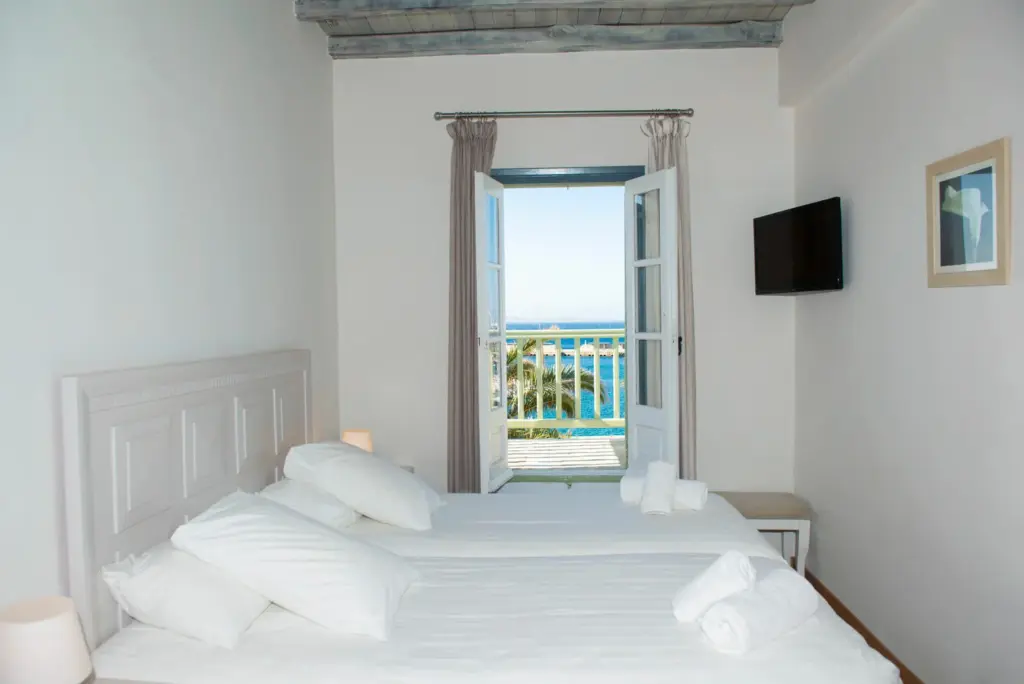 Superior-sv-room (4)